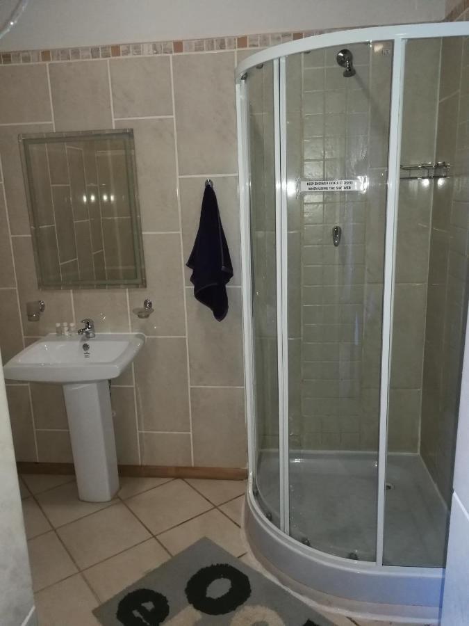 Bougain Villa Guesthouse Winburg 외부 사진