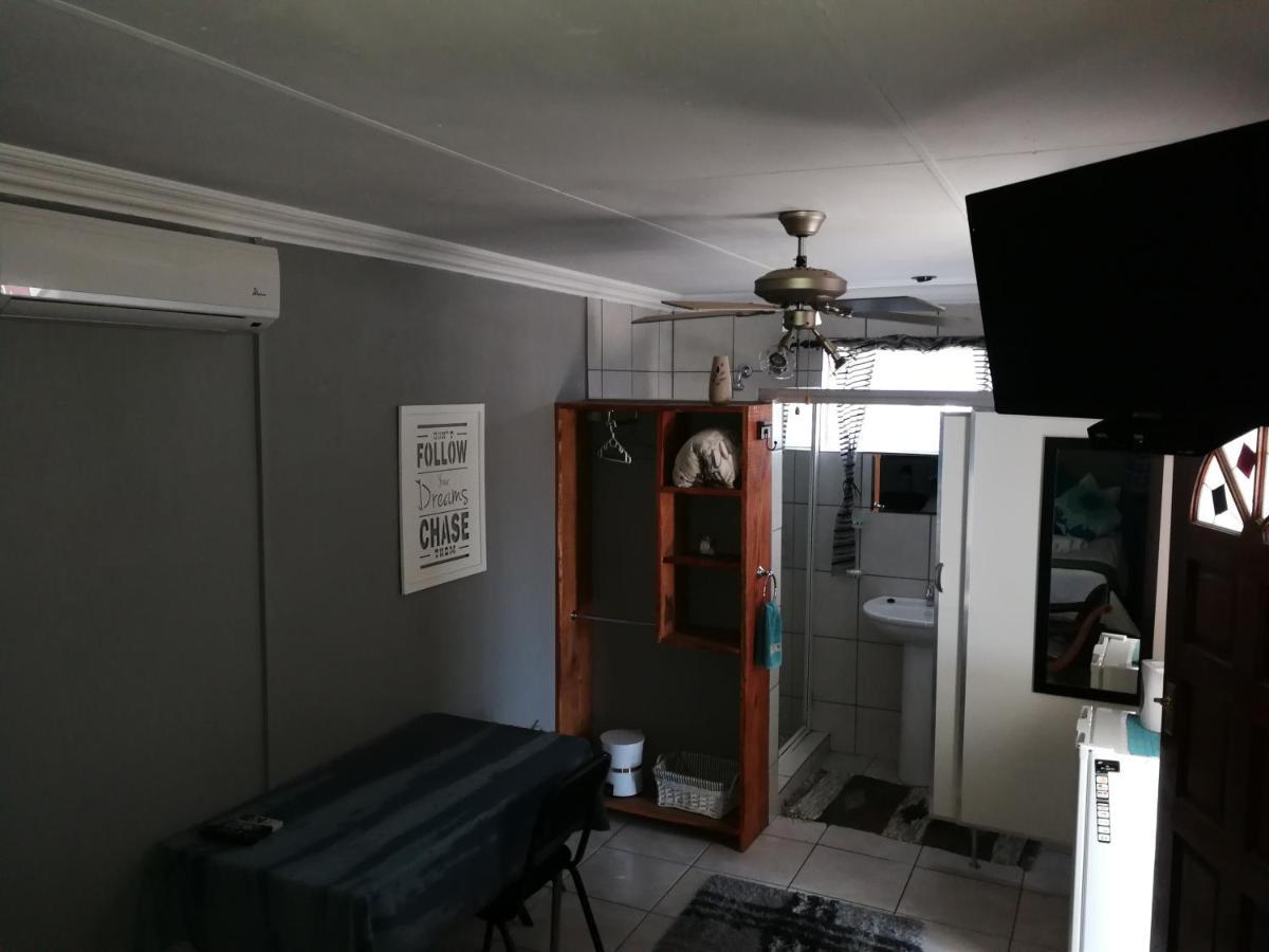 Bougain Villa Guesthouse Winburg 외부 사진